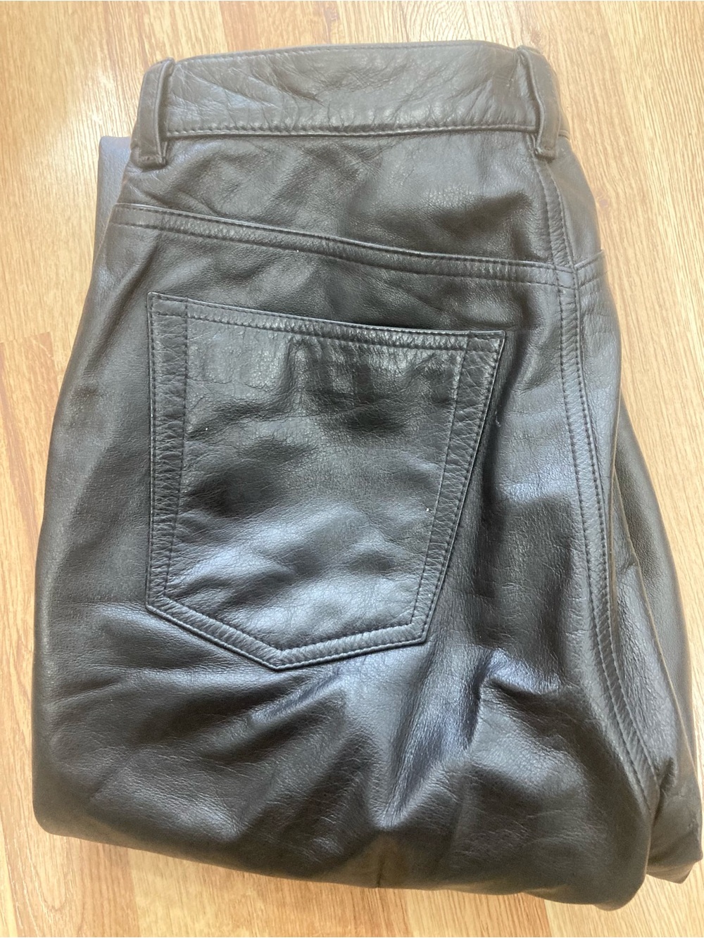 Vintage Jones New York Women’s Black Genuine Leather Jean Style Pants - Size 10